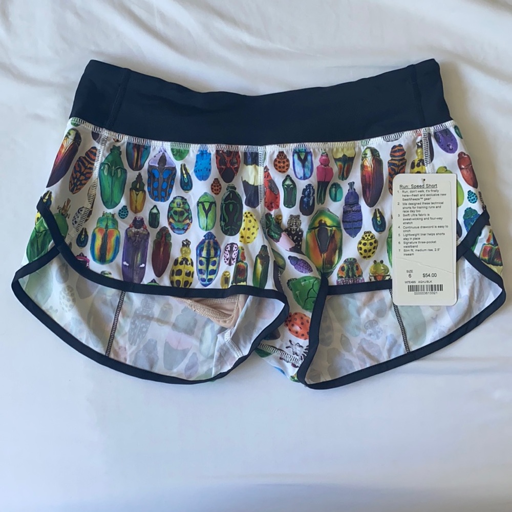 Lululemon Seawheeze Bug Beetle Print Shorts Rare Collectors Pair - Picture 3 of 4